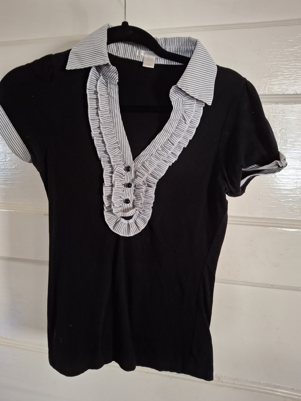 Bozzolo Black Striped Ruffle Collar Top – CFD 122